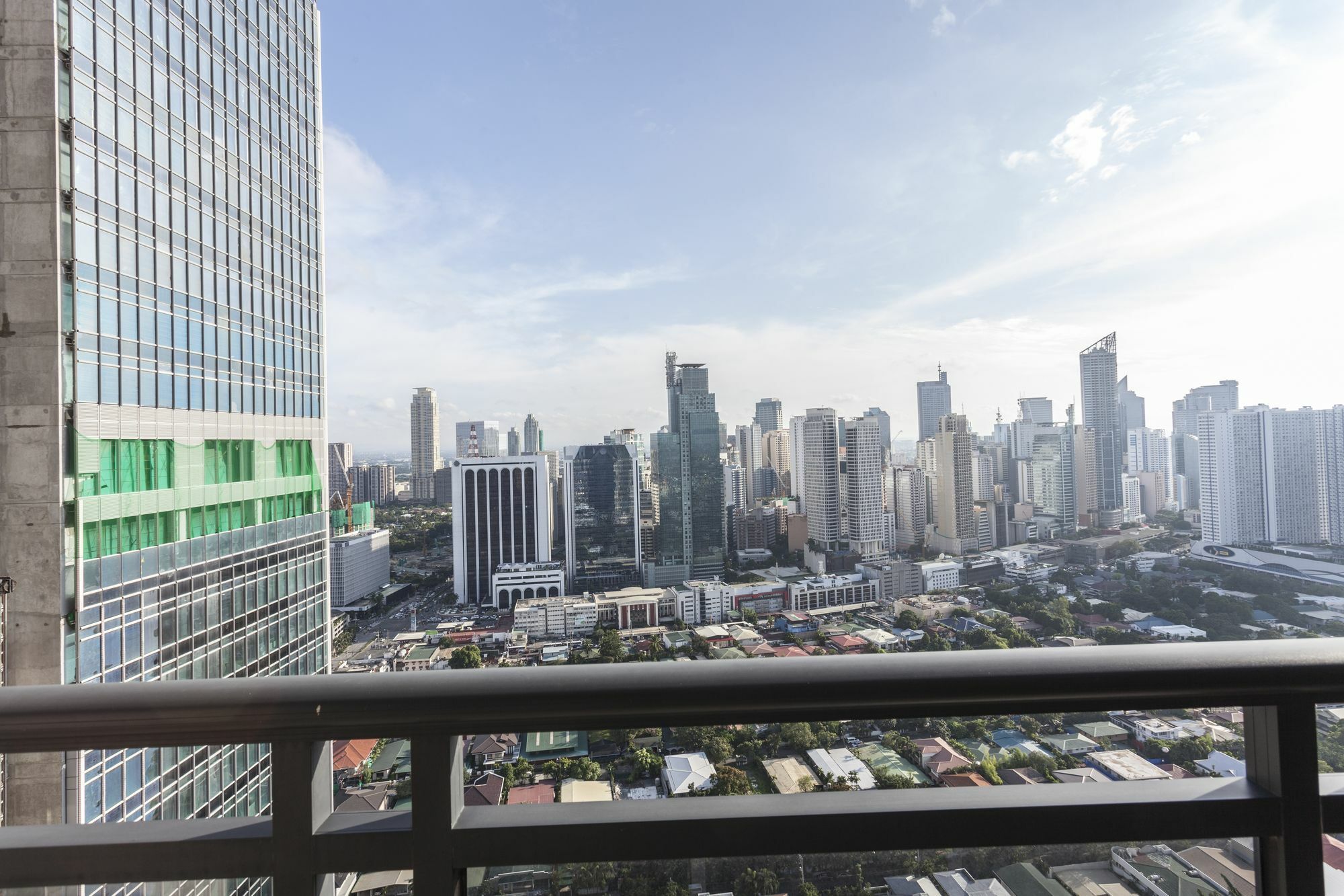 The Gramercy Residences By Stayhome Asia Makati City Екстер'єр фото